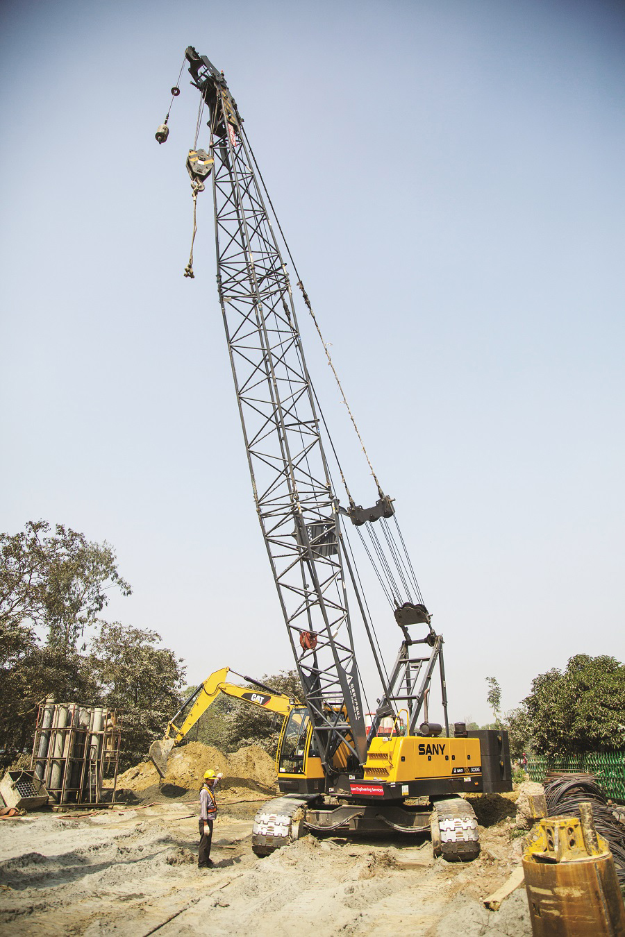 Sany SCC750A, China.