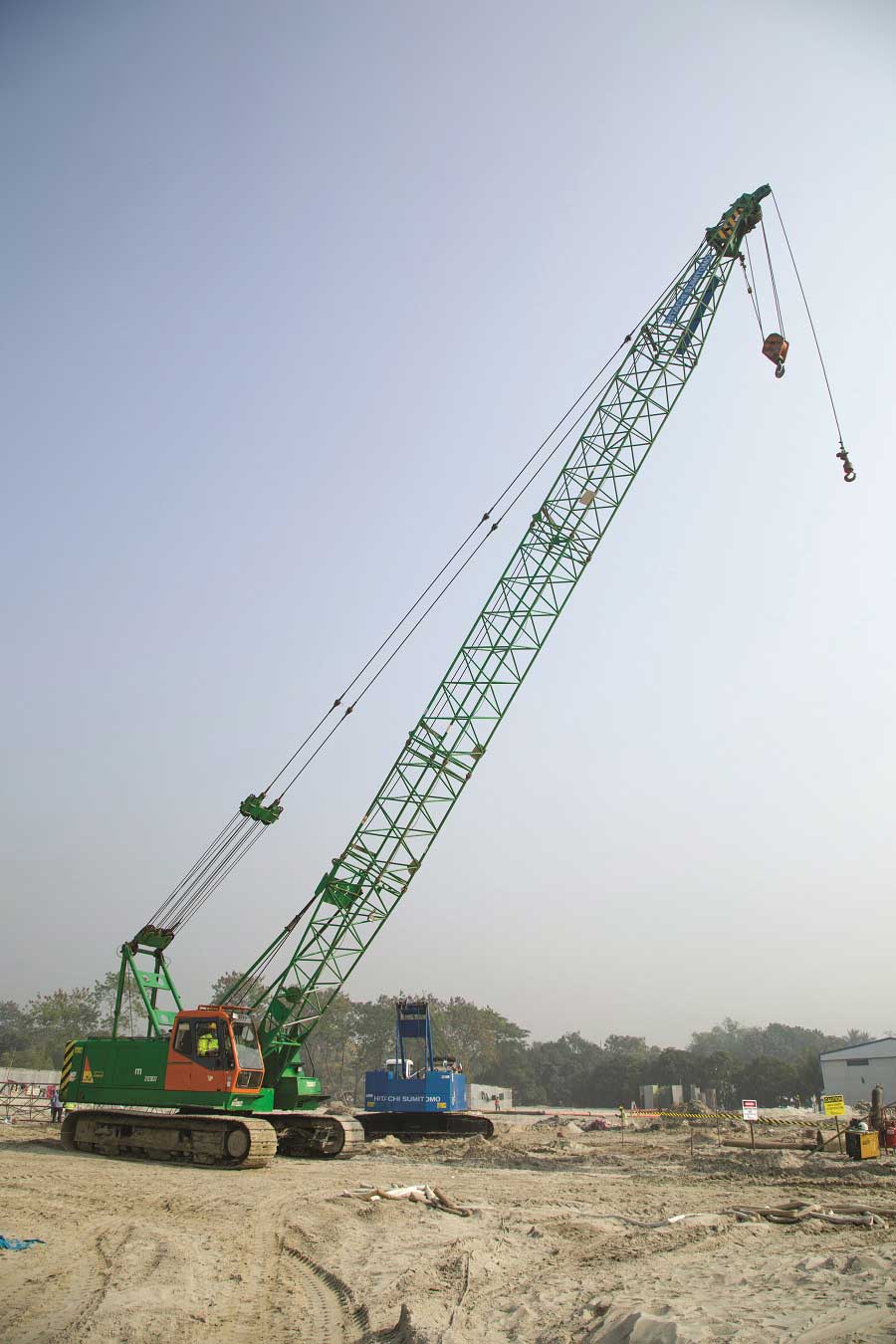 Sumitomo SCX400, Japan.