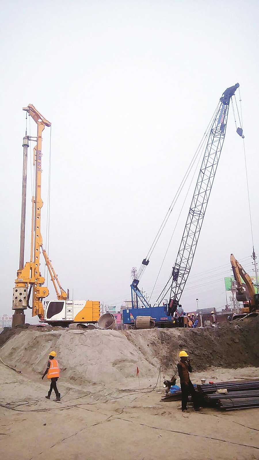 Construction of 1200 φ bored pile for Tegharia Interchange on N8 Project.