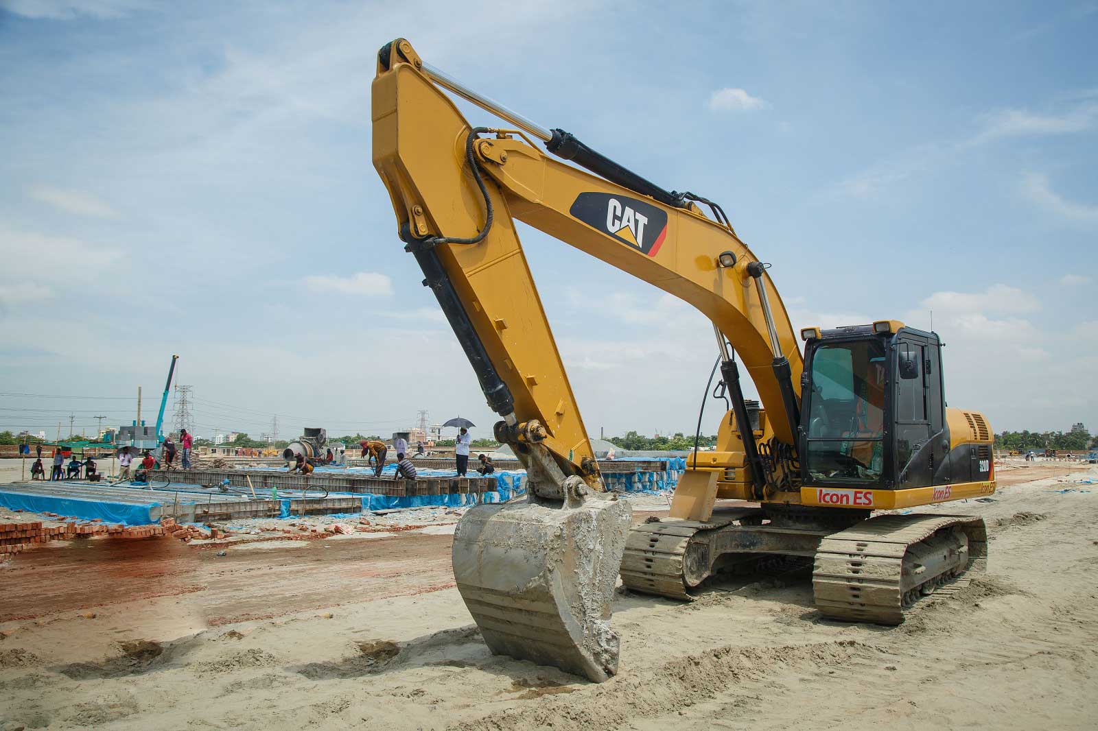 Excavator, Caterpillar 320D.