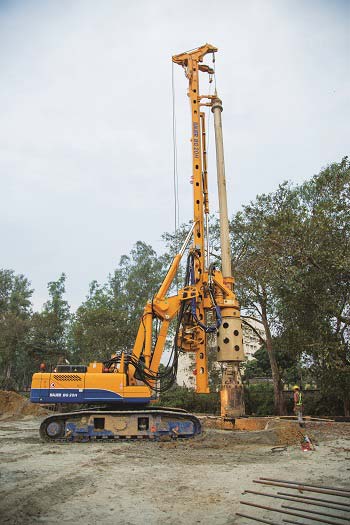 Bauer BG-20H, Germany.