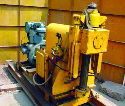 Spindle type rotary boring rig.